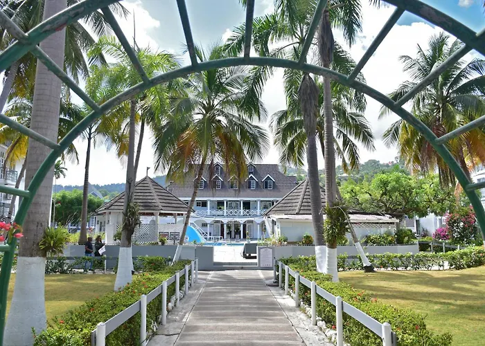 Czar's Seaside Serenity@ Sandcastle, Ocho Rios. Apartment Ocho Rios